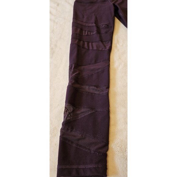 Victoria Secret Sport Yoga Leggings Size S Women's Mesh Gym Plum Purple - Picture 2 of 9